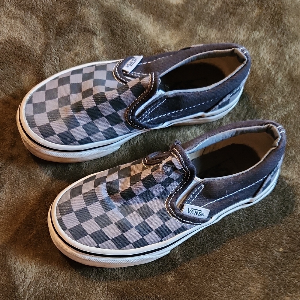 Vans Kids Checkerboard Slip-On Sneakers in Black and Gray